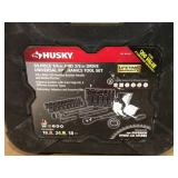Husky 3/8 in. Drive 100-Position Universal SAE and Metric Mechanics Tool Set (60-Piece) in good condition