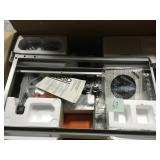 RIDGID 7 in. Tile Saw with Stand in good condition