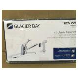 Glacier Bay 825 226 Kitchen Faucet with Side Sprayer in good condition
