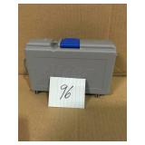 Kreg #8 x 1-1/2 in. Square Maxi-Loc Head Coarse Pocket-Hole Screw (100-Pack) in good condition