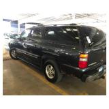 2003 Chevrolet Suburban LT 4x4