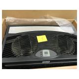 AIRCARE 5 Gal. Evaporative Humidifier for 4,000 sq. ft. in good condition