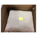 Arden Selections 24 x 24 Tan Hamilton Texture 2-Piece Deep Seating Outdoor Lounge Chair Cushion in good condition