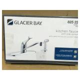 Glacier Bay Single-Handle Standard Kitchen Faucet with White Side Sprayer in Chrome  in good condition