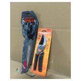 Wiss 12-1/2 in. Upholstery, Carpet, Drapery and Fabric Shears & Fiskars 5.5 in. Bypass Pruner  in good condition
