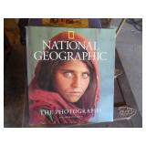 WORLD ATLAS & NATIONAL GEOGRAPHIC BOOKS