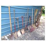 YARD TOOL LOT