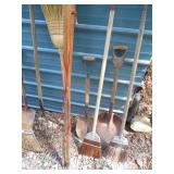 YARD TOOL LOT