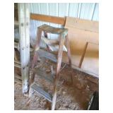 LADDER LOT