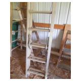 LADDER LOT