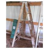 LADDER LOT