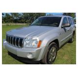 2005 Jeep Grand Cherokee Limited - 5.7L Hemi Engine -