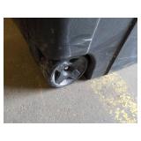 40 Gallon Sterilite Tote on Wheels ...