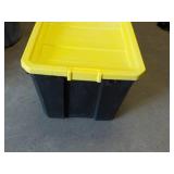 50 Gallon Sterilite Tote...