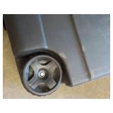40 Gallon Sterilite Tub and Cover o...
