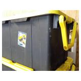 40 Gallon Sterilite Tub and Cover o...