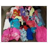 Lot of Girls Clothing in a Tote...