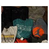 Mens Shorts and T Shirts; size L an...
