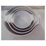 Lot of 4 Pyrex Bowls