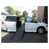 DODGE GRAND CARAVAN WITH HANDICAP ADAPTATIONS
