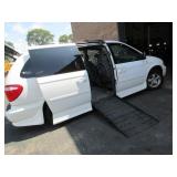 DODGE GRAND CARAVAN WITH HANDICAP ADAPTATIONS