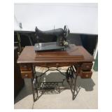 2 Vintage Sewing Machine