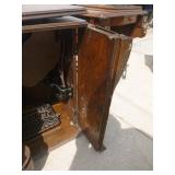2 Vintage Sewing Machine