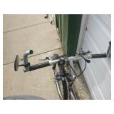YX2500 Pacific 21 Speed Bicycle