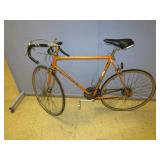 SCHWINN LE TOUR III ROAD BIKE