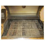 CHAR-BROIL GAS GRILL