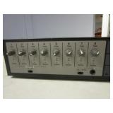 TASCAM AUDIO INTERFACE WITH JBL SPEAKER
