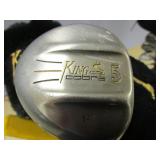 TITLEIST AND HIGHLAND GOLF CLUB BAGS WITH CLUBS