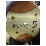 AJAY GOLF CLUB BAG WITH CLUBS