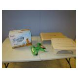 DOG TRAINING AIDS AND STEP STOOLS