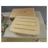 DOG TRAINING AIDS AND STEP STOOLS