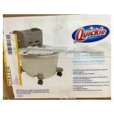 Quickie 20 Qt. Plastic Mop Bucket with Wringer in good condition