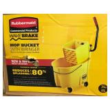 Rubbermaid Commercial Products WaveBrake 35 Qt. Plastic Mop Bucket with Wringer in good condition