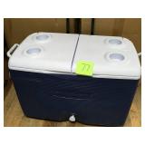RUBBERMAID COOLER in good condition