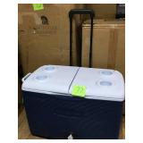 RUBBERMAID COOLER in good condition