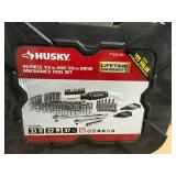 Husky Mechanics Tool Set (92-Piece) in good condition
