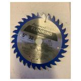 Lot of 2- Avanti saw blades- 5" 32 teeth flooring and a 5-1/2" 18 teeth fast framing