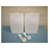 MCM Electronics, 50-8890, Indoor/Outdoor Speakers with Mounting Brackets