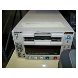 (LARGE LOT) Miscellaneous Audio, Video and Computer Items for PARTS / REPAIR