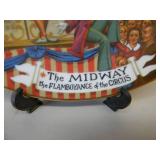 VINTAGE 1981 - THE MIDWAY "THE FLAMBOYANCE OF THE CIRCUS" THE GREATEST SHOW ON EARTH PLATE COLLECTION - RARE NICE PIECE! - W/STAND - SEE PICTURES!