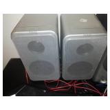 Emerson radio - docking station.