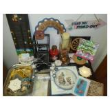 Miscellaneous Decor - Big Lot.