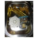 Miscellaneous Decor - Big Lot.