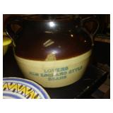 16 pieces of pottery Ceramics.