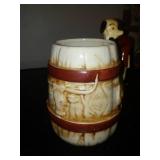 16 pieces of pottery Ceramics.