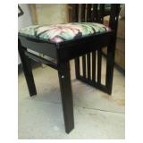 Cool occasional chair - banjo back.